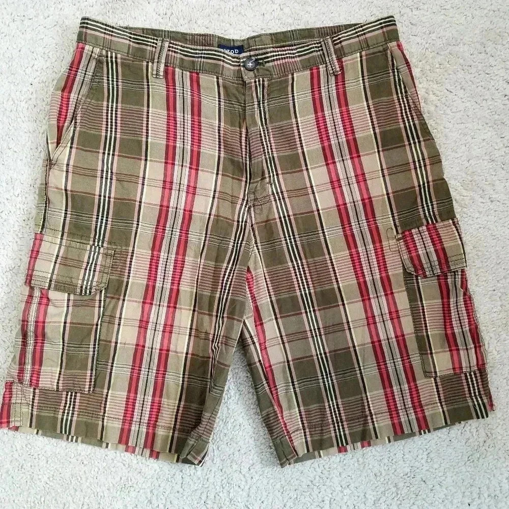 Izod Cargo Shorts 34 Men's Madras Plaid Tan Red 6 Pockets Flat Front 11" Inseam